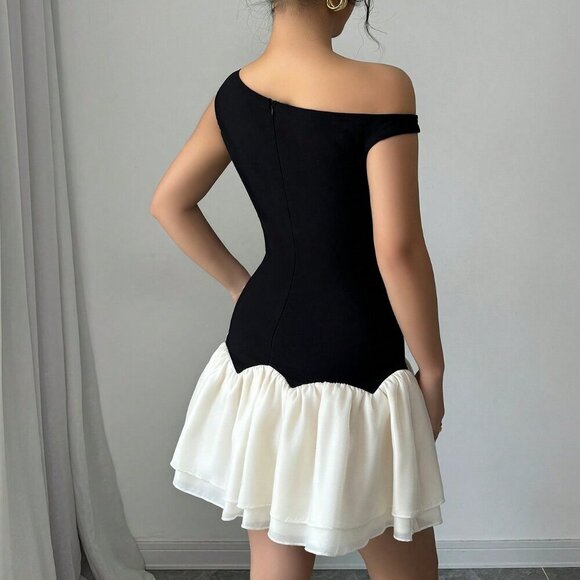 Black Casual Women's Woven Splicing Design Sleeveless Asymmetric Mini Dress - Picture 2 of 6